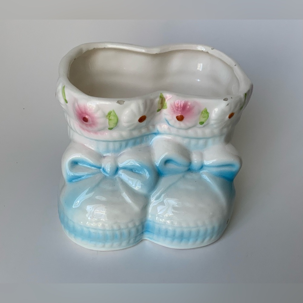 Vintage Ceramic Baby Booties Planter - White and Light Blue